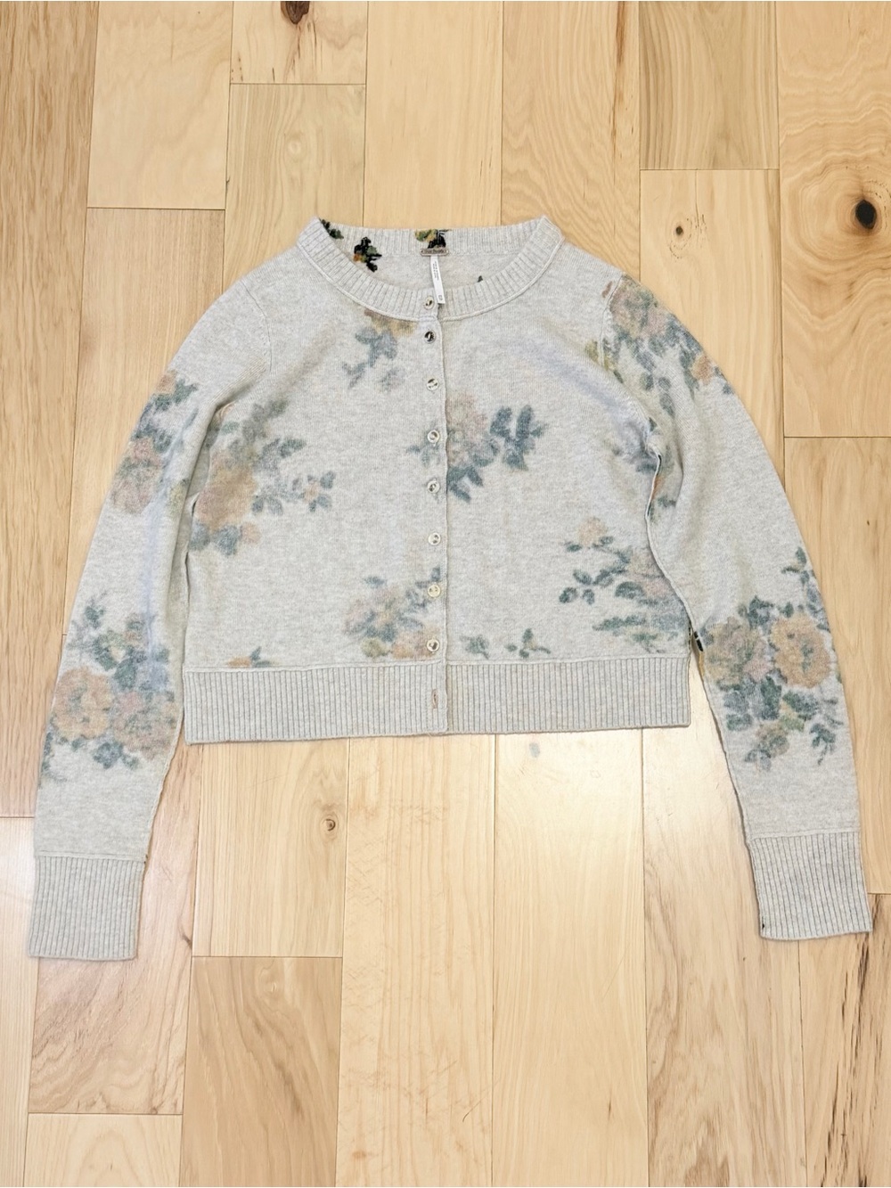 LIKE NEW Free People Women’s Nocturnal Patterned Cashmere Cardi Sweater - Picture 3 of 6